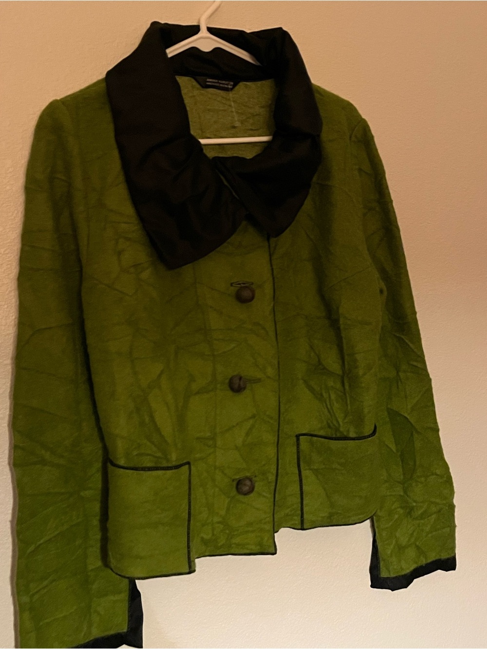 Vintage Annikki Karvinen Women’s Green Wool Mix Blazer with Black Collar -